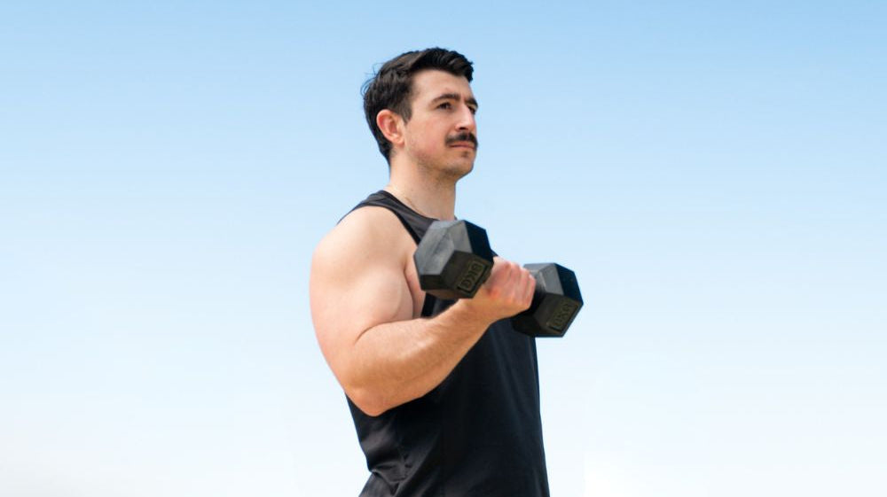 How to Build Bigger Biceps at Home or in the Gym