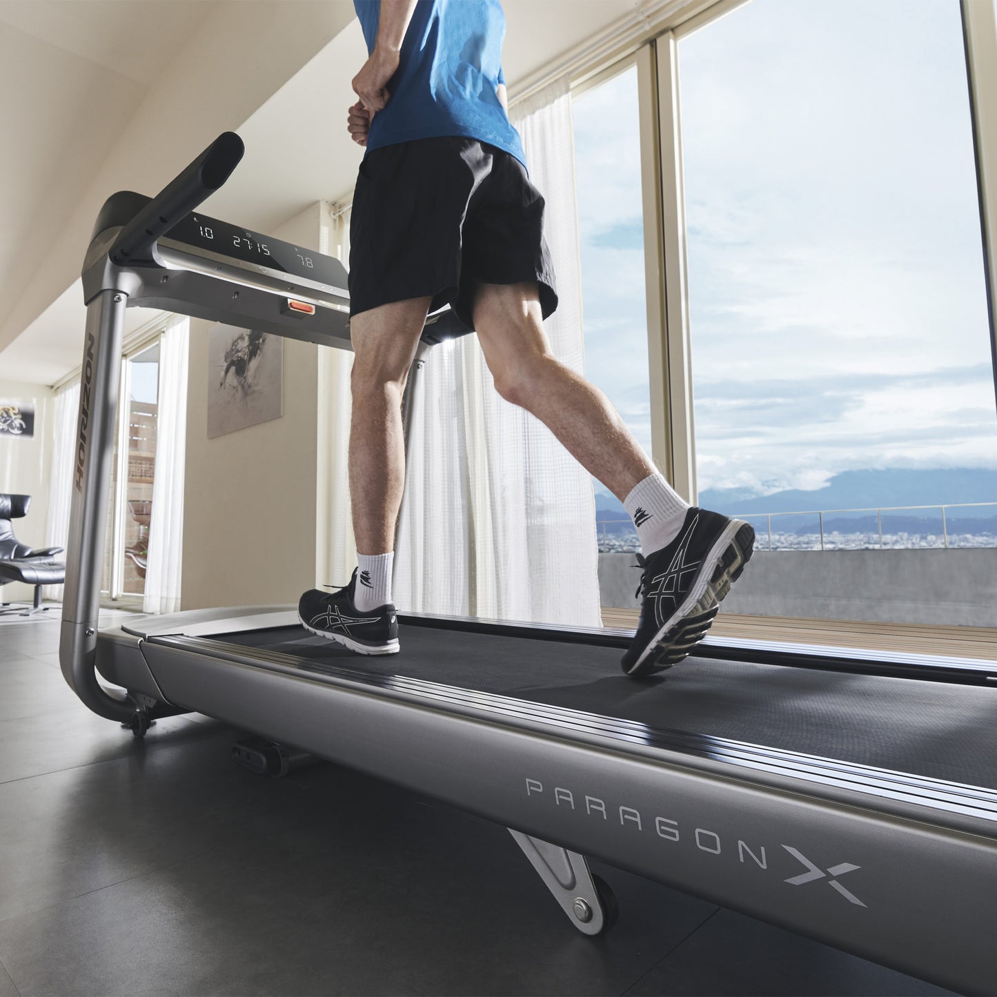 Horizon Paragon X Treadmill