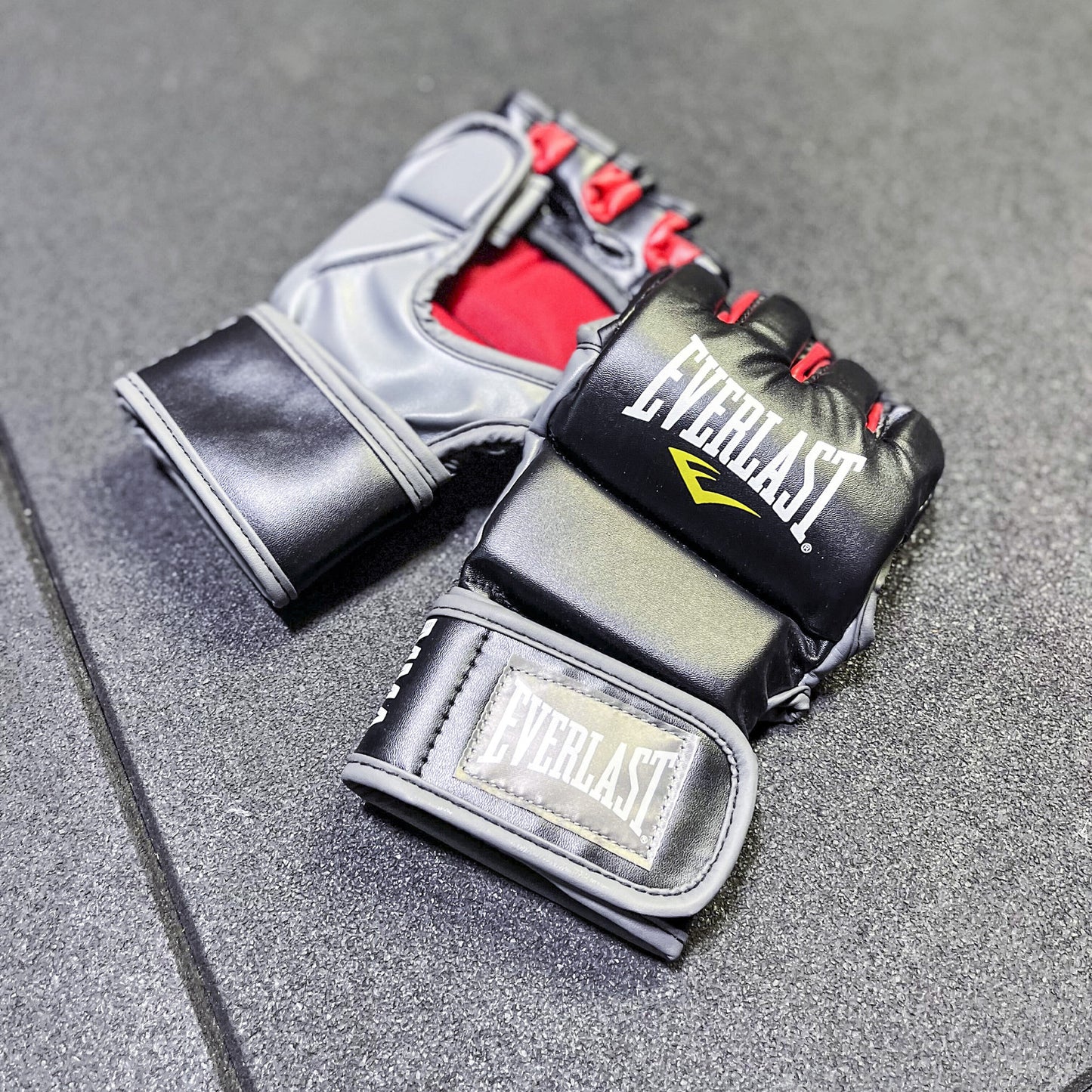 Everlast MMA Training Grappling Gloves